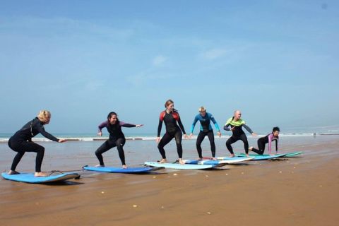 Cours de surf à Agadir avec transfert