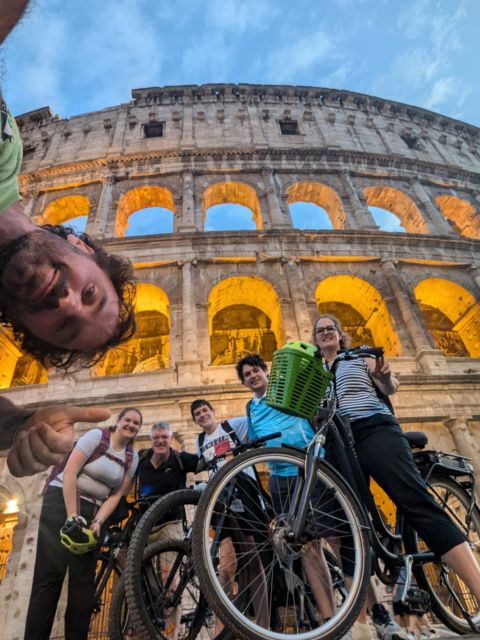 Roma saulrietā uz diviem riteņiem ir maģiska