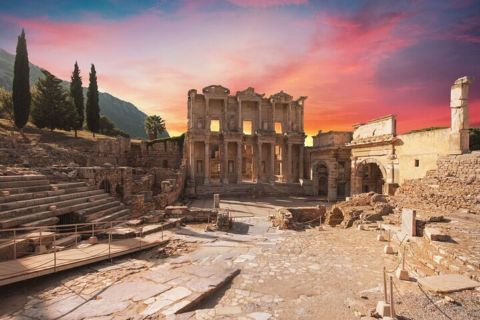 Privattour: Ephesus und türkisches Bad