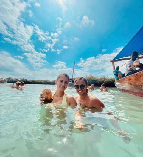 Safari Blue – Heldagseventyr med traditionel dhow, snorkling, skaldyr og picnic på sandbanke