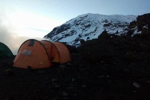 6 dagers klatring til Mt. Kilimanjaro via Umbwe-ruten