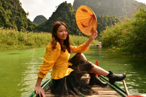 닌빈 일일 투어: 호아루 - 암티엔 동굴 - 짱안 보트 투어