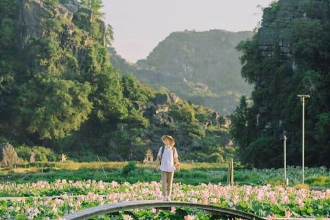 하노이 출발 닌빈 일일 투어 및 땀꼭 보트 탑승
