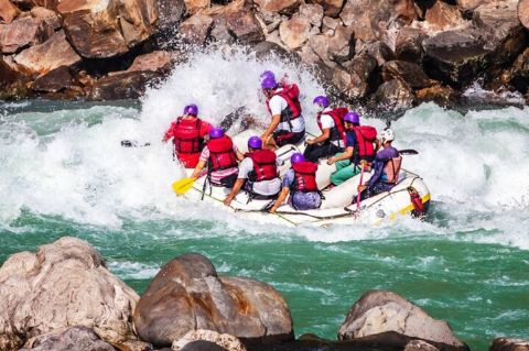 Excursión de rafting con almuerzo y traslados desde Side