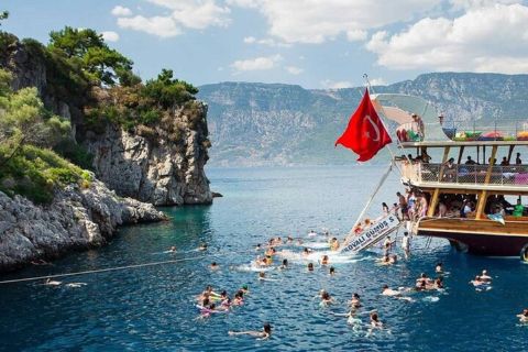 Excursie cu barca la Turtle Beach, băi de nămol și piscină termală în Marmaris