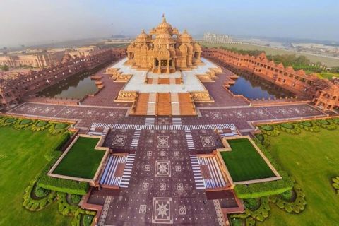 Gudomliga Delhi: En dagstur till hinduiska helgedomar