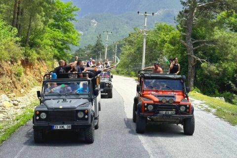 Alanijos džipų safaris su bekelės nuotykiais, pietumis ir pervežimu