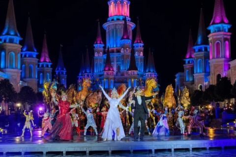 Wieczorne show w The Land of Legends z transferem z Antalyi