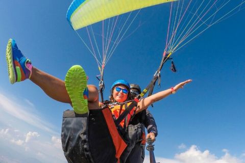Alanya: Tandem-Paragliding und Türkisches Bad mit Transfer