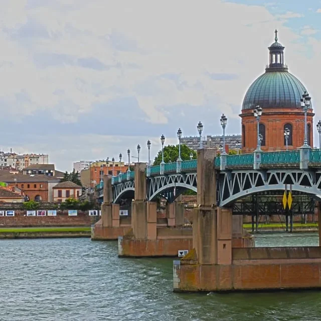 Private Walking Tour with a Knowledgeable Local Guide